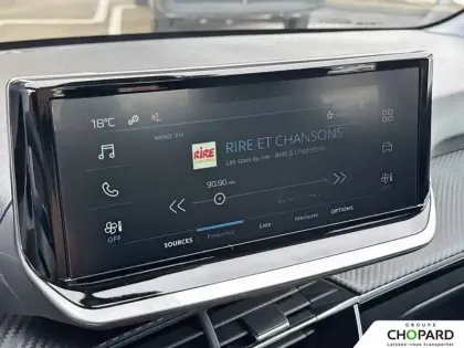 Photo 12 Peugeot 208  Hybrid 110 ch e-DCS6