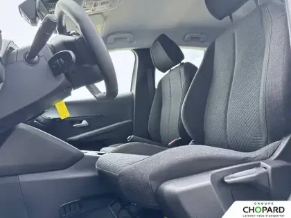 Photo 9 Peugeot 208  Hybrid 110 ch e-DCS6