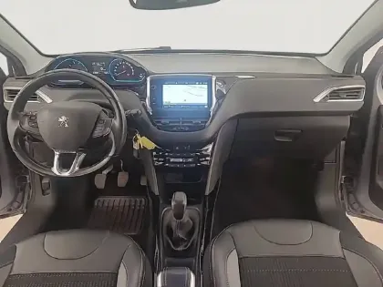 Photo 7 Peugeot 2008  1.2 PureTech 82ch BVM5