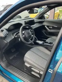 Photo 12 Peugeot 2008  Hybrid 110 e-DCS6