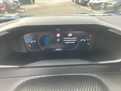 Photo 9 Peugeot 2008  Hybrid 110 e-DCS6