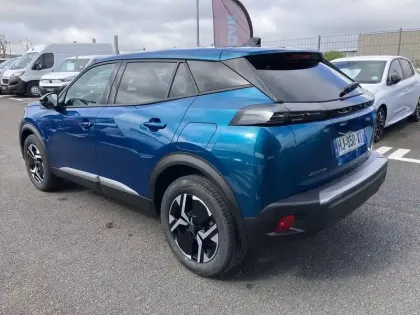 Photo 50 Peugeot 2008  Hybrid 110 e-DCS6