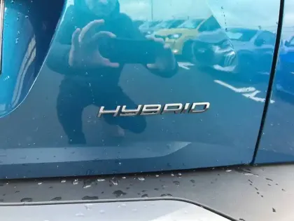 Photo 14 Peugeot 2008  Hybrid 110 e-DCS6