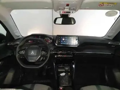 Photo 6 Peugeot 208 Gén. II Ph1 NG Allure 5