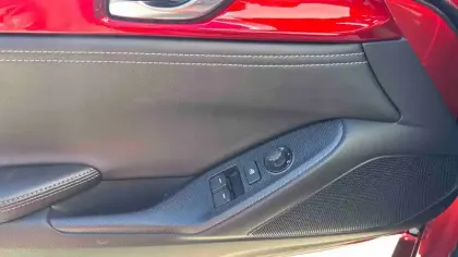 Photo 14 Mazda Mx-5  Roadster 1.5L SKYACTIV-G 132 ch