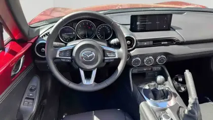 Photo 11 Mazda Mx-5  Roadster 1.5L SKYACTIV-G 132 ch