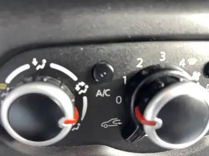 Photo 34 Renault Twingo  III SCe 75 - 20