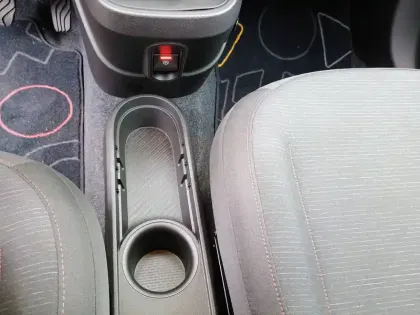 Photo 36 Renault Twingo  E-Tech Electrique 80 ch autonomie urbaine