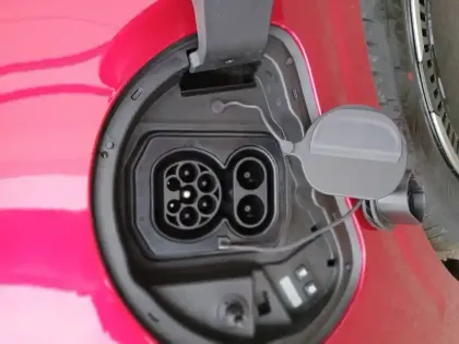 Photo 18 Renault Twingo  E-Tech Electrique 80 ch autonomie urbaine