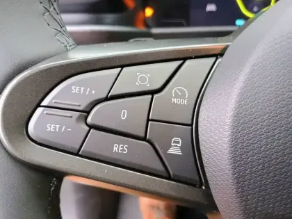 Photo 21 Renault Twingo  E-Tech Electrique 80 ch autonomie urbaine