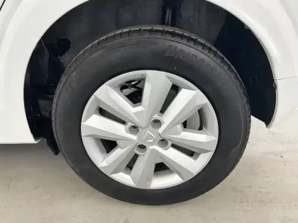 Photo 28 Dacia Sandero  SCe 65