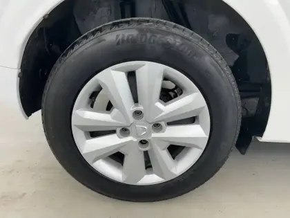 Photo 30 Dacia Sandero  SCe 65