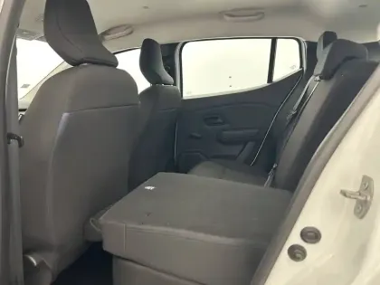 Photo 35 Dacia Sandero  SCe 65