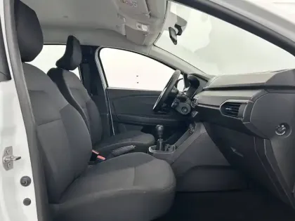 Photo 22 Dacia Sandero  SCe 65