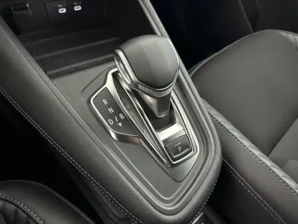 Photo 12 Renault Symbioz  E-Tech full hybrid 145