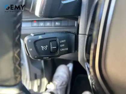 Photo 57 Peugeot 3008  Hybrid 225 e-EAT8