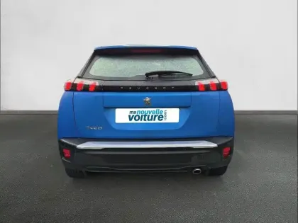 Photo 44 Peugeot 2008  BlueHDi 110 S&S BVM6