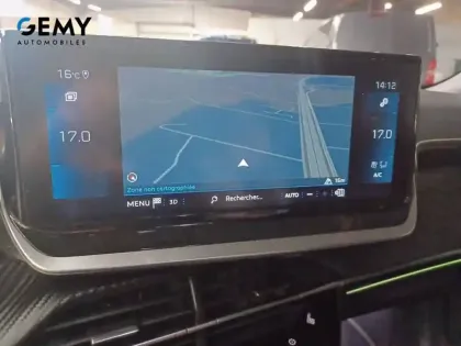 Photo 29 Peugeot 2008  PureTech 130 S&S BVM6