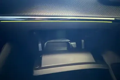 Photo 26 Peugeot 208 Gén. II Ph2 GT 5