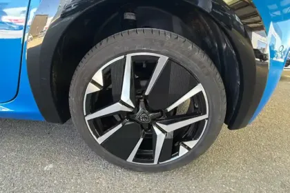 Photo 34 Peugeot 208 Gén. II Ph2 GT 5