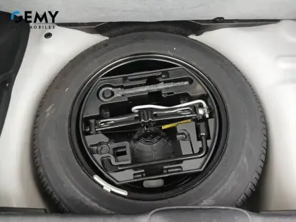 Photo 21 Peugeot 208  PureTech 82ch S&S BVM5