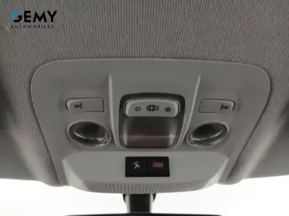 Photo 16 Peugeot 208  PureTech 82ch S&S BVM5