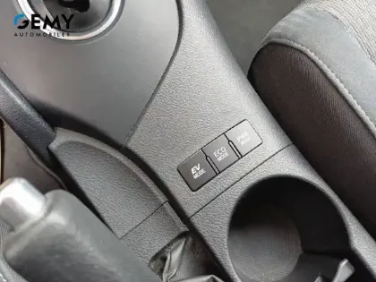 Photo 34 Toyota Auris  Hybride 136h