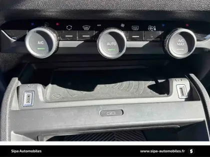 Photo 24 Citroën C4  X BlueHDi 130 S&S EAT8