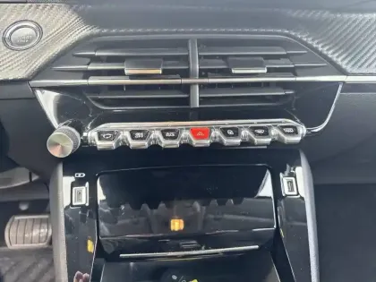 Photo 22 Peugeot 208 Gén. II Ph1 NG Allure 5