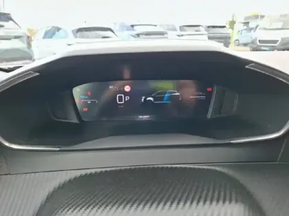 Photo 9 Peugeot 2008 Gén. II Ph2 Allure 5