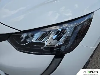 Photo 100 Peugeot 208  PureTech 75 S&S BVM5