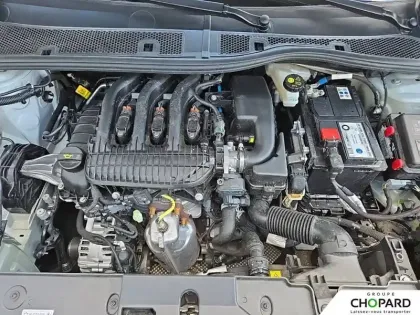 Photo 62 Peugeot 208  PureTech 75 S&S BVM5