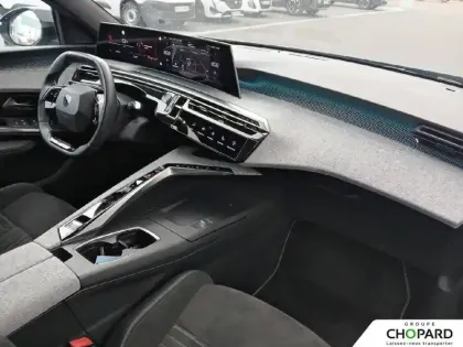 Photo 76 Peugeot 3008  Hybrid 136 e-DCS6