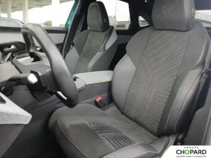 Photo 42 Peugeot 3008  Hybrid 136 e-DCS6