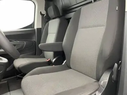 Photo 13 Citroën Berlingo Gén. III Ph1 Club 3