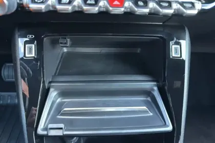 Photo 22 Peugeot 2008 Gén. II Ph2 Allure 5