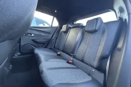 Photo 9 Peugeot 2008 Gén. II Ph2 Allure 5