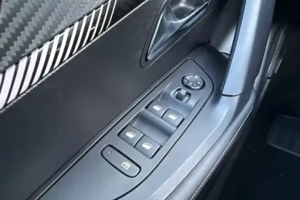 Photo 59 Peugeot 2008 Gén. II Ph2 Allure 5