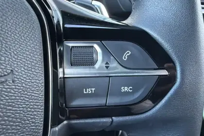 Photo 46 Peugeot 2008 Gén. II Ph2 Allure 5