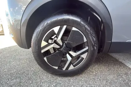 Photo 29 Peugeot 2008 Gén. II Ph2 Allure 5