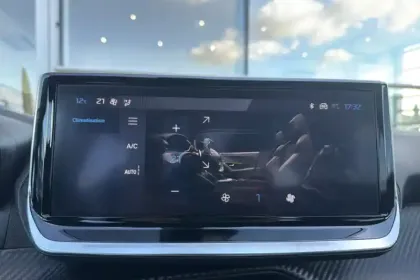 Photo 53 Peugeot 2008 Gén. II Ph2 Allure 5