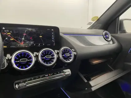 Photo 25 Mercedes GLA Gén. II (H247) Ph1 AMG Line 5