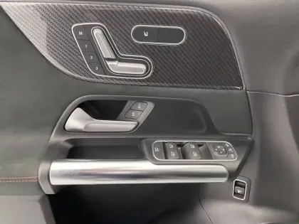 Photo 27 Mercedes GLA Gén. II (H247) Ph1 AMG Line 5