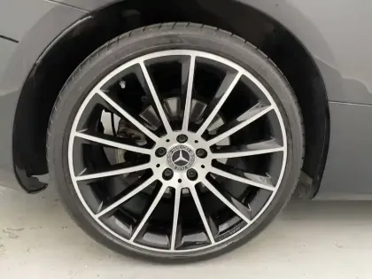 Photo 40 Mercedes Classe E  Coupé 220 d 9G-Tronic