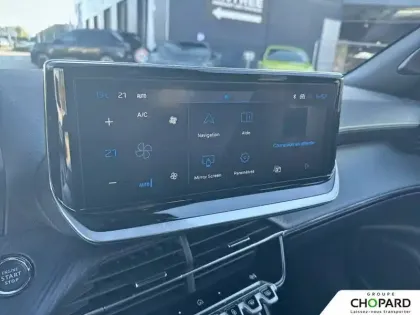 Photo 35 Peugeot 2008  Hybrid 145 e-DCS6