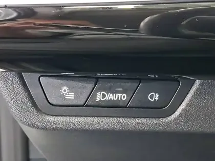 Photo 35 BMW X1  sDrive 18d 150ch DKG7