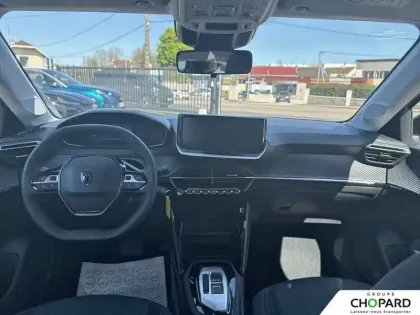 Photo 14 Peugeot 208  Hybrid 110 ch e-DCS6