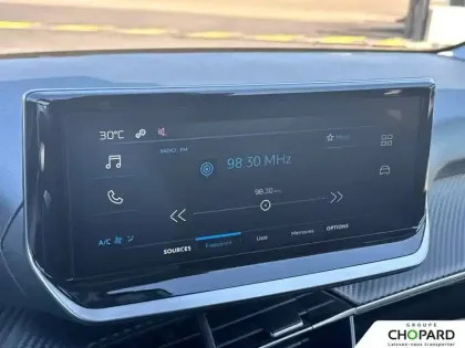 Photo 12 Peugeot 208  Hybrid 110 ch e-DCS6