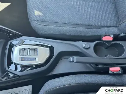 Photo 18 Peugeot 208  Hybrid 110 ch e-DCS6