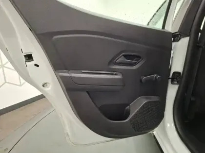 Photo 21 Dacia Sandero Gén. III (BJI) Ph2 Stepway Essential 5